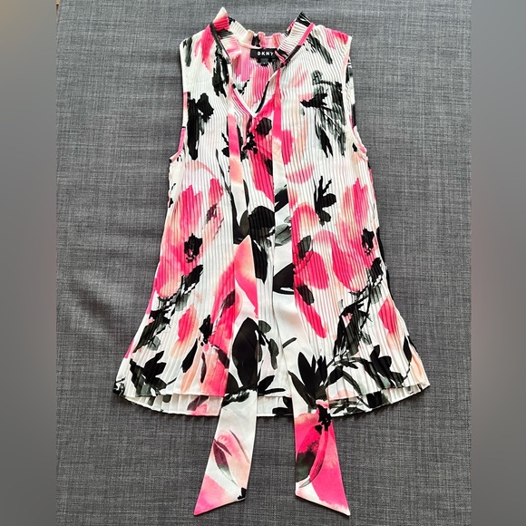 DKNY Floral-Print Pleated Tie-Neck Blouse in White and Pink, Small, Brand new - Picture 6 of 17